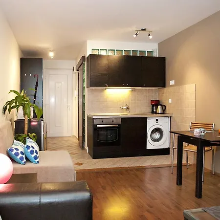 Gloria Apartment